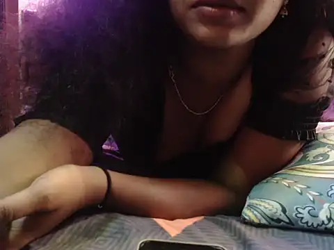 Snapshot of Zellybean_telugu chatting on October 2025 07:49:02 PM Zellybean telugu online show from October 2025 07:49:02 PM