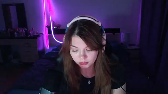 Snapshot of NutsGilmore chatting on October 2025 05:26:02 PM NutsGilmore online show from October 2025 05:26:02 PM