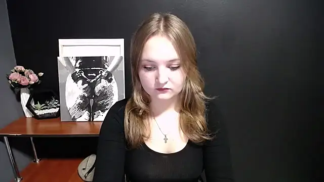 Mystic nikole online show from September 2025 12:20:01 PM