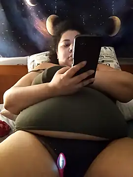 Snapshot of xlatinastar chatting on September 2025 06:43:02 PM xlatinastar online show from September 2025 06:43:02 PM