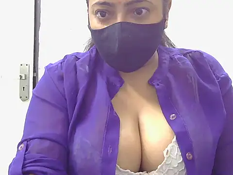 Cute Girl51 online show from November 2025 04:31:02 PM