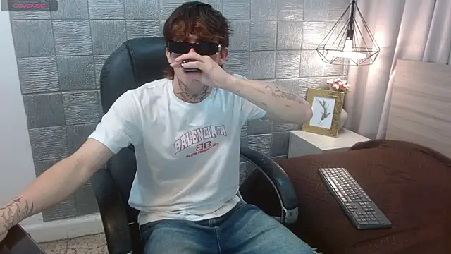 Iantwink18 online show from September 2025 03:04:02 PM