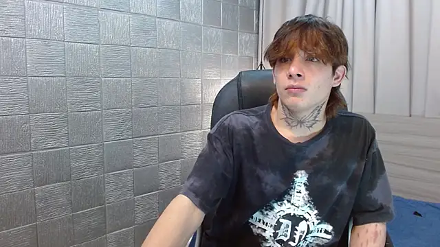 Iantwink18 online show from October 2025 08:29:02 PM