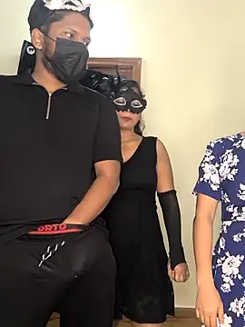 Snapshot of Family02 chatting on October 2025 04:35:02 PM Family02 online show from October 2025 04:35:02 PM