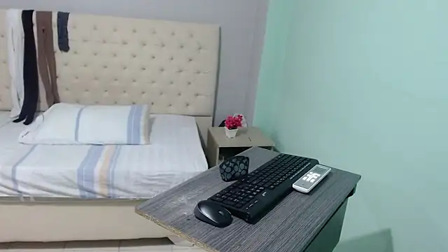 salome aguilar online show from September 2025 12:41:01 PM
