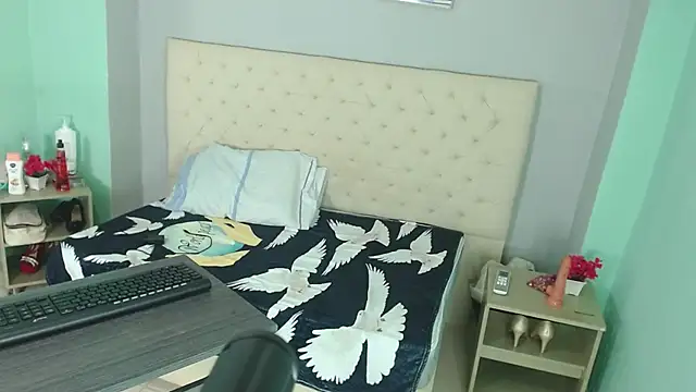 salome aguilar online show from September 2025 12:32:01 PM