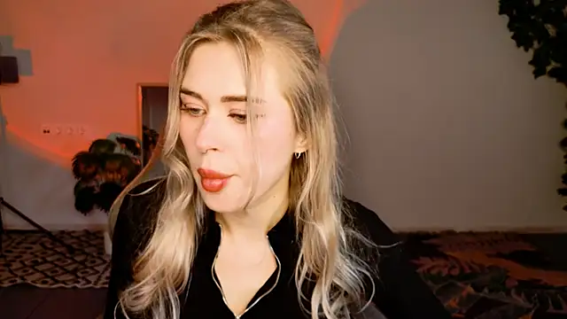 AdelLoyss online show from October 2025 09:05:02 AM