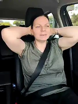 aussiepeaches online show from January 2025 11:23:01 PM