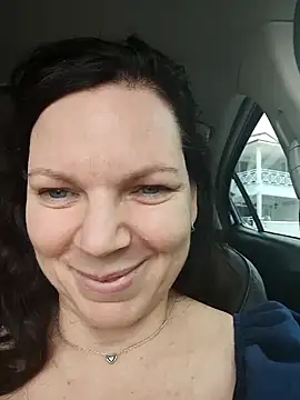 aussiepeaches online show from January 2025 10:56:01 AM