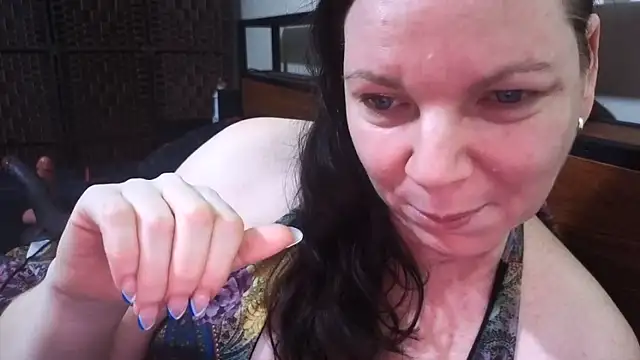 aussiepeaches online show from October 2025 01:57:01 AM