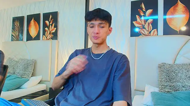 Lean Portman online show from September 2025 08:55:02 PM