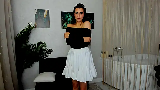 Snapshot of mintydaze chatting on October 2025 08:04:01 PM mintydaze online show from October 2025 08:04:01 PM