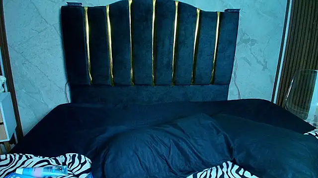 Snapshot of Aria__Lakshmi chatting on October 2025 03:04:02 AM Aria  Lakshmi online show from October 2025 03:04:02 AM