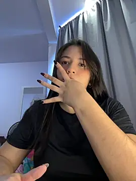 Angeldusttt online show from September 2025 05:40:01 PM