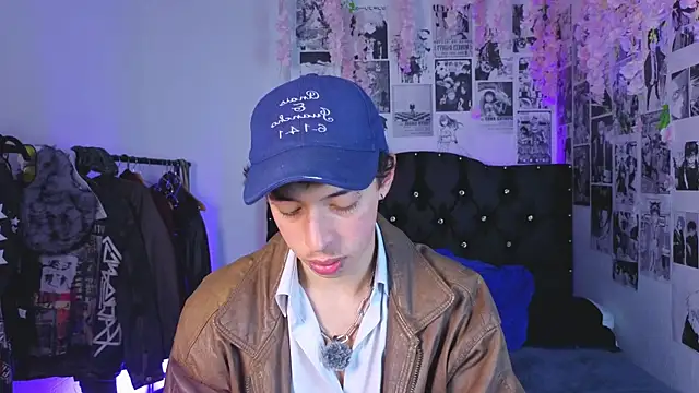 Otter Star online show from September 2025 04:18:02 AM