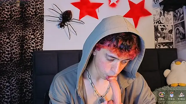 Otter Star online show from November 2025 03:05:01 AM