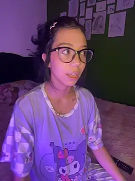 Valen-Foxx online show from October 2025 05:30:02 AM