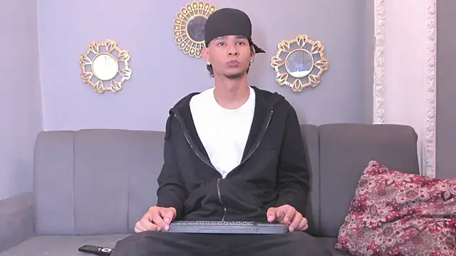 kenix 777 online show from September 2025 12:21:01 AM