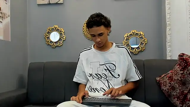 kenix 777 online show from September 2025 12:05:01 AM