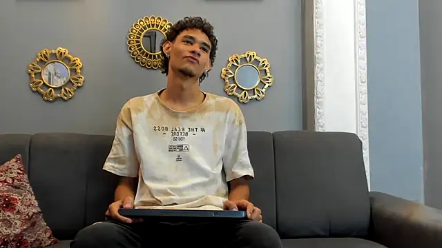 kenix 777 online show from October 2025 03:37:02 AM