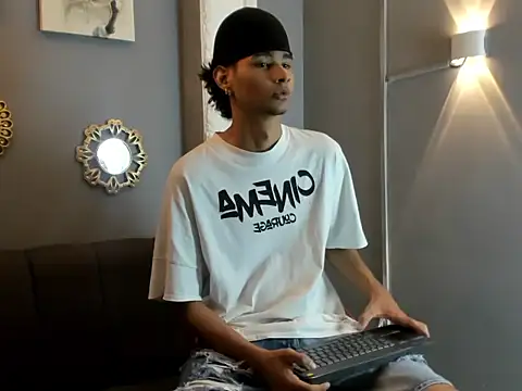 kenix 777 online show from October 2025 08:00:02 PM