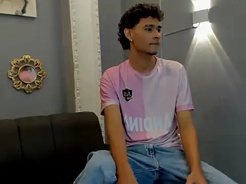 kenix 777 online show from October 2025 07:45:02 PM