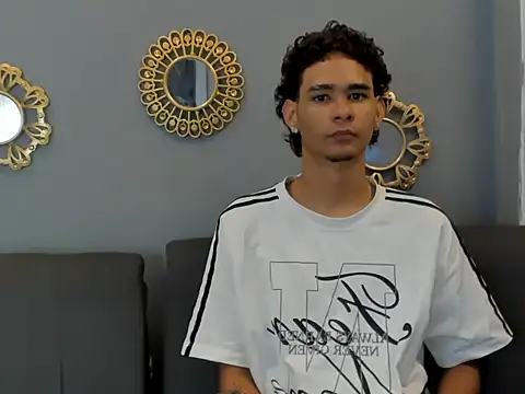 kenix 777 online show from October 2025 07:49:01 PM