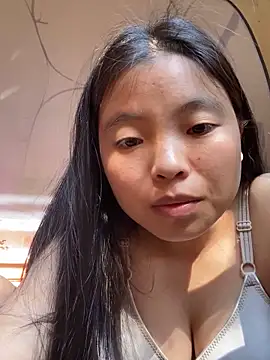 viluna online show from November 2025 04:56:01 AM