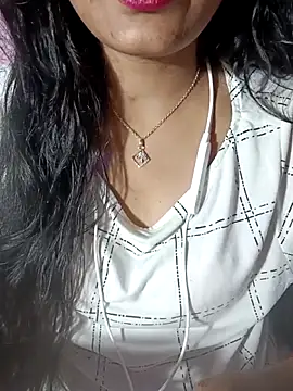 red--cherry online show from September 2025 04:07:01 PM
