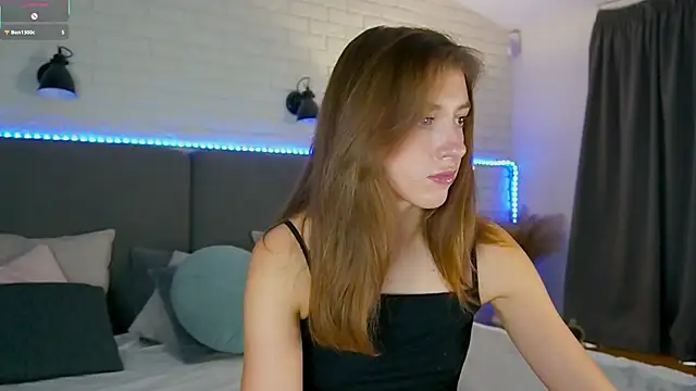 Snapshot of SweetVikki chatting on October 2025 12:16:01 PM SweetVikki online show from October 2025 12:16:01 PM