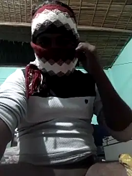 Snapshot of bappyandbanulove chatting on December 2025 06:38:01 PM bappyandbanulove online show from December 2025 06:38:01 PM