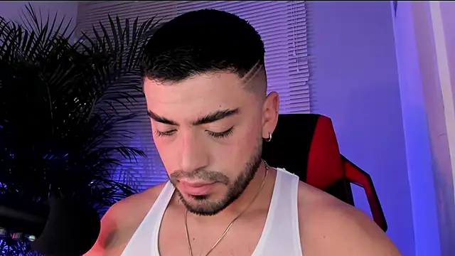 Alexander Diiaz online show from October 2025 10:45:01 AM