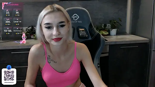 DevilishKayla online show from September 2025 04:40:02 PM