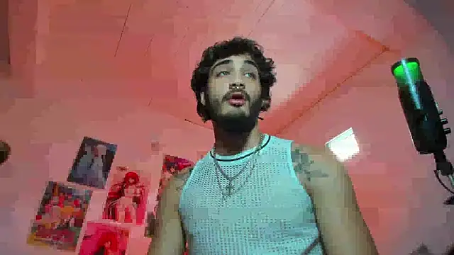 LovexJuxn  online show from December 2025 04:00:01 PM