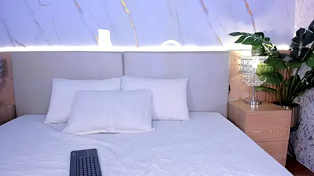 alison harper19 online show from September 2025 04:38:02 AM