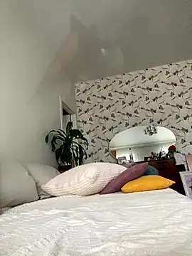 Snapshot of Kitty_Kisss chatting on October 2025 07:45:02 AM Kitty Kisss online show from October 2025 07:45:02 AM