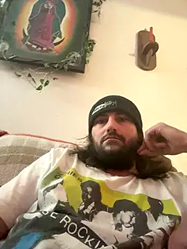 Snapshot of crashnasty chatting on October 2025 03:53:01 AM crashnasty online show from October 2025 03:53:01 AM