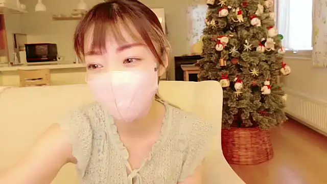 Snapshot of SUZU_1201 chatting on November 2025 12:09:01 AM SUZU 1201 online show from November 2025 12:09:01 AM