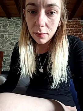 Snapshot of SexyAlya chatting on October 2025 09:40:01 AM SexyAlya online show from October 2025 09:40:01 AM