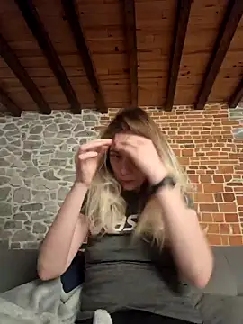 Snapshot of SexyAlya chatting on November 2025 10:19:02 PM SexyAlya online show from November 2025 10:19:02 PM