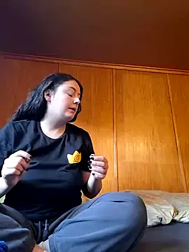 YoungLiisaxx online show from November 2025 06:56:02 AM