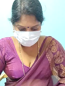 saadhana99 online show from November 2025 09:19:02 AM