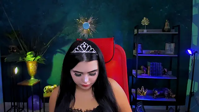 NaomiWilsons online show from November 2025 08:26:02 AM