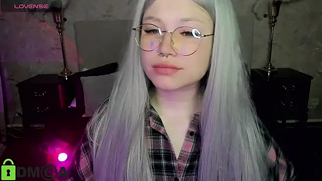 Diana Dream online show from October 2025 05:31:01 PM