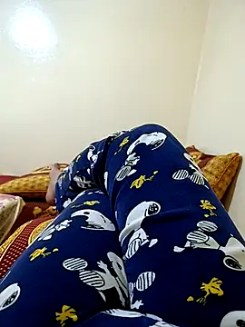 Charmota sexi online show from November 2025 09:28:01 PM