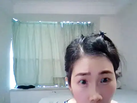 Yoyo-77 online show from September 2025 12:32:01 AM