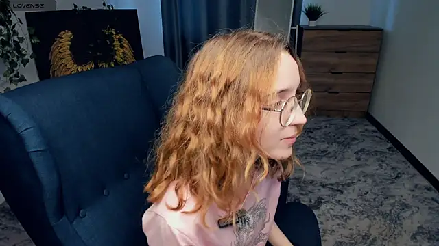 IiceVeinss online show from September 2025 07:19:01 AM