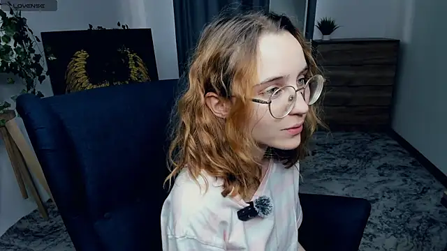 IiceVeinss online show from September 2025 07:31:01 AM