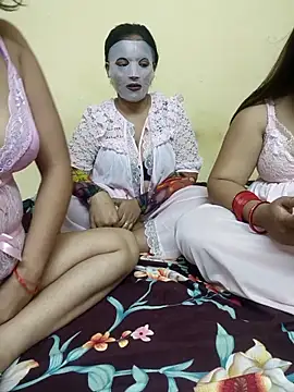 Pinkikichoot online show from September 2025 07:18:02 PM