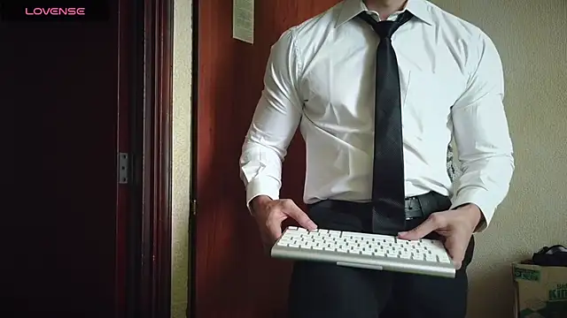 cris2428 online show from November 2025 02:50:01 PM